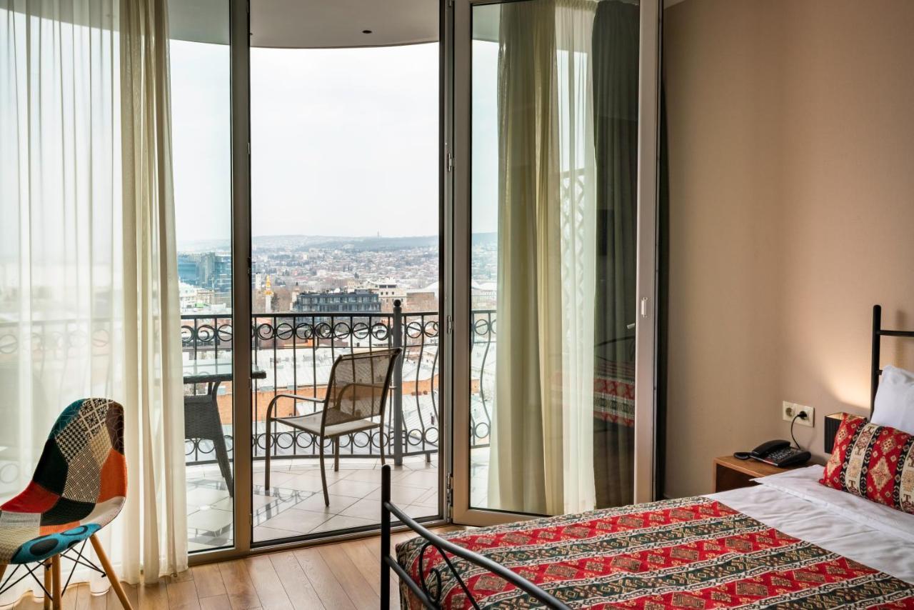 Hotel Flower Tbilisi Zewnętrze zdjęcie