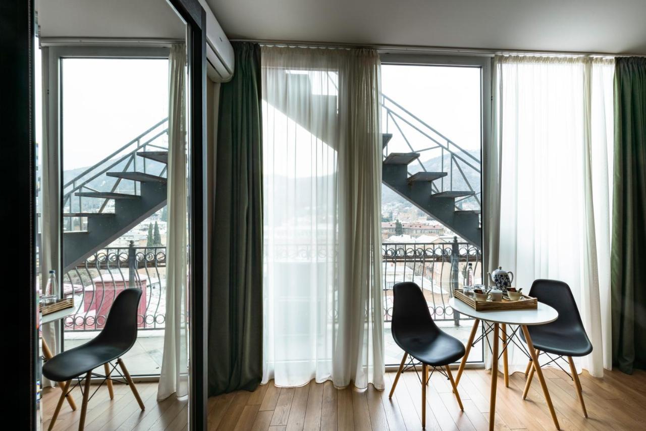 Hotel Flower Tbilisi Zewnętrze zdjęcie