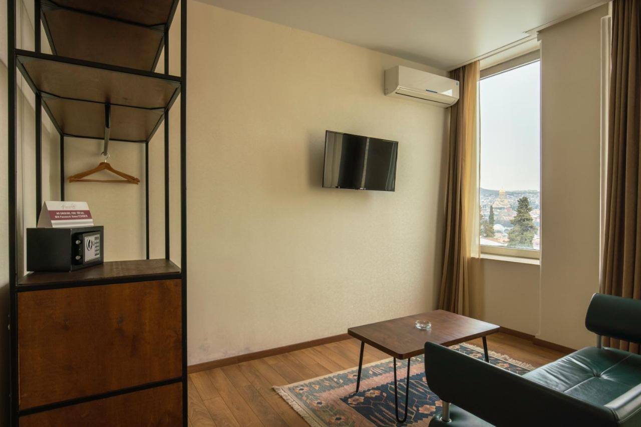 Hotel Flower Tbilisi Zewnętrze zdjęcie
