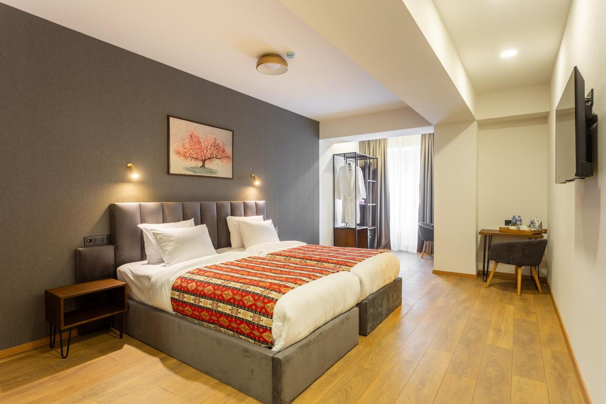 Hotel Flower Tbilisi Zewnętrze zdjęcie