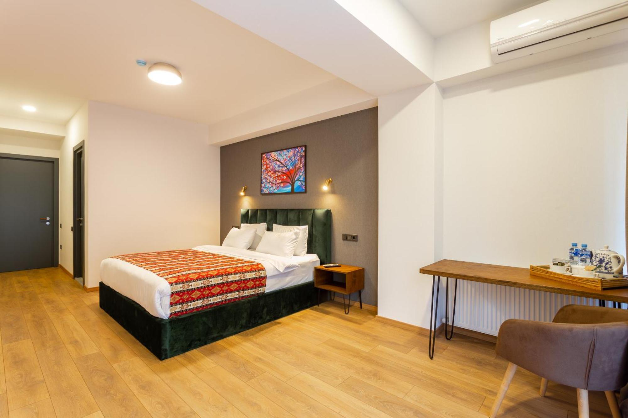 Hotel Flower Tbilisi Zewnętrze zdjęcie